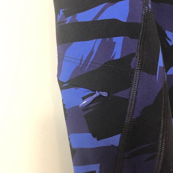 Lolë Burst Leggings - Picture 6 of 11